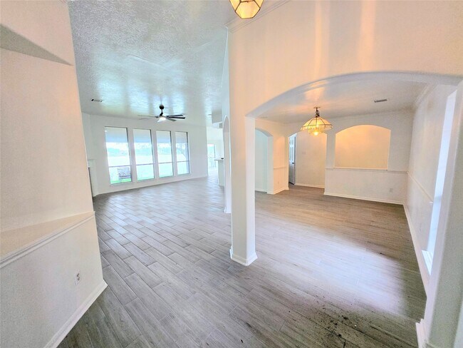 Foto del edificio - 4018 N Crystal Lake Cir