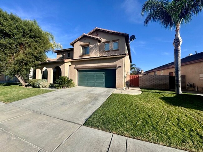 Building Photo - 4 bedroom home for LEASE in the Tierra Sho...