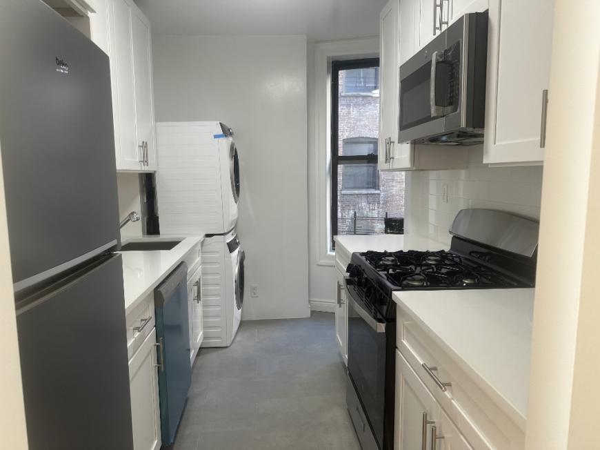 Primary Photo - 3 bedroom in NEW YORK NY 10027