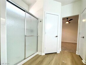 Building Photo - 10546 Big Mill Dr