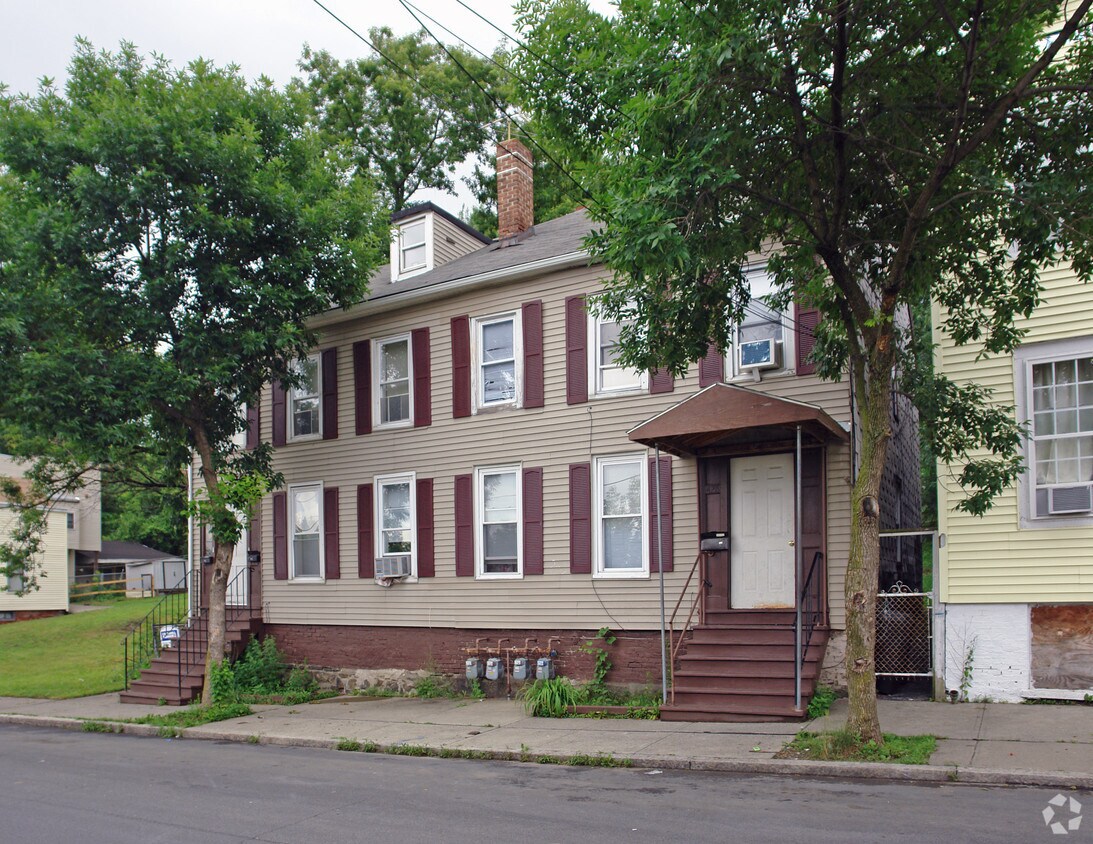 Building Photo - 428-430 8th St