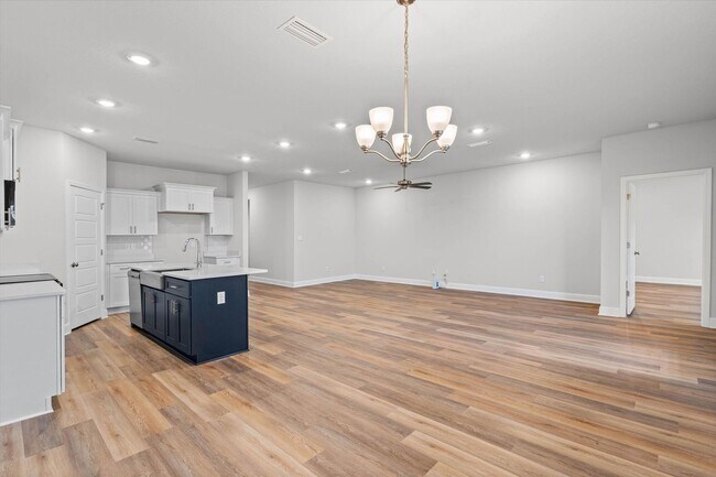 Foto del edificio - 7307 Hawkins Mnr