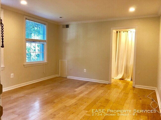 Building Photo - 2734 Ordway St NW