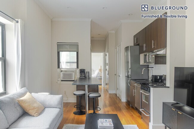 Foto del edificio - 515 W 47th St