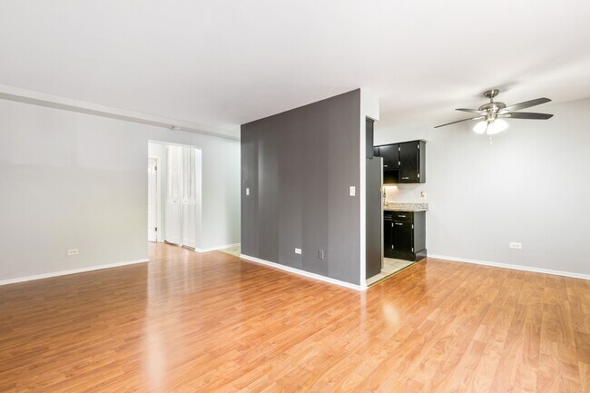 Foto del edificio - 6021 N Winthrop Ave