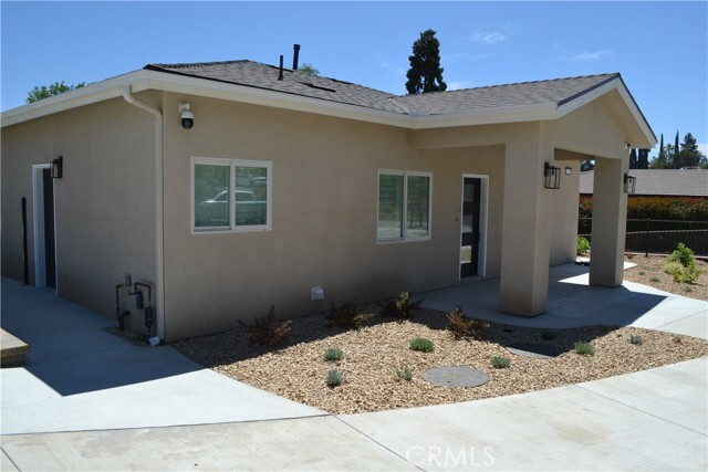 Building Photo - 12747 Hilltop Dr