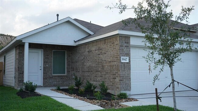 Foto del edificio - 5947 Hartside Farm Trl