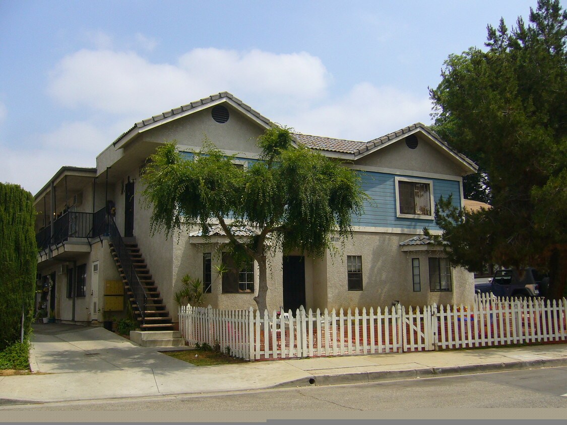 Foto del edificio - 5953 Hayes Ave