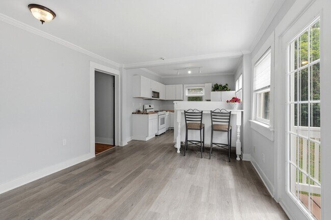 Foto del edificio - 716 Everett St