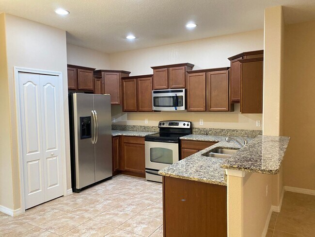 Photo - 2813 Lantern Hill Ave Townhome