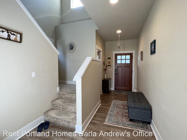 Building Photo - 4 br, 2.5 bath House - 20449 SW Gracie Street