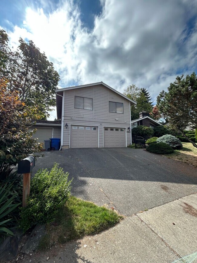 Foto del edificio - Charming Home in Bellevue