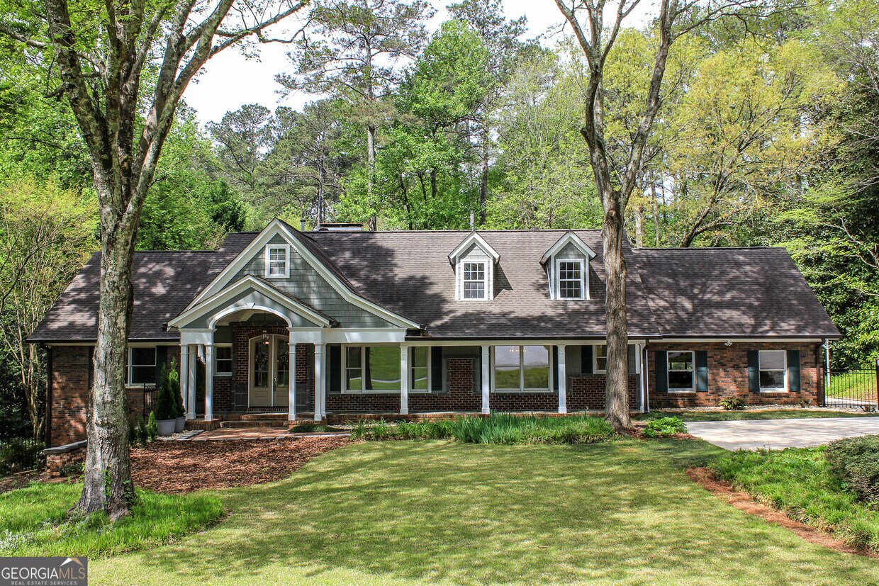 Primary Photo - 1365 Timberland Dr