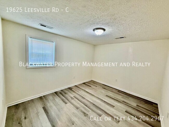 Building Photo - 19625 Leesville Rd