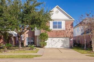 Building Photo - 15410 Fir Woods Ln