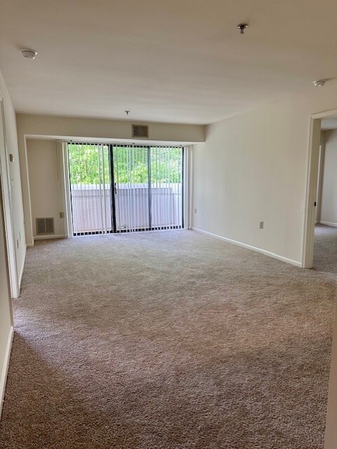 Interior Photo - Merion