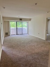 Interior Photo - Merion