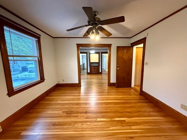 Building Photo - 12 Keenan St