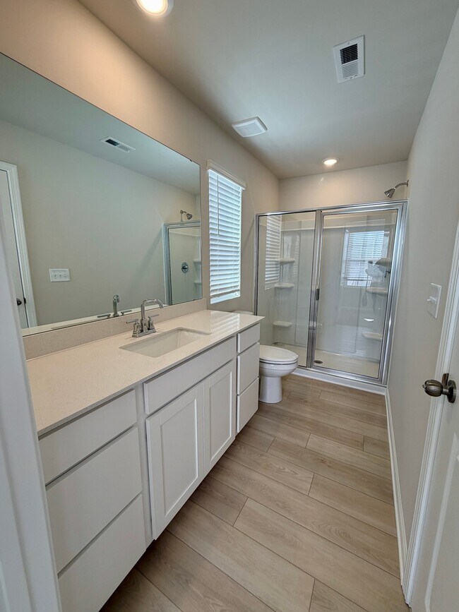 Foto del edificio - 401 Mopar Ln