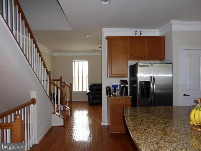 Building Photo - 44016 Etna Terrace