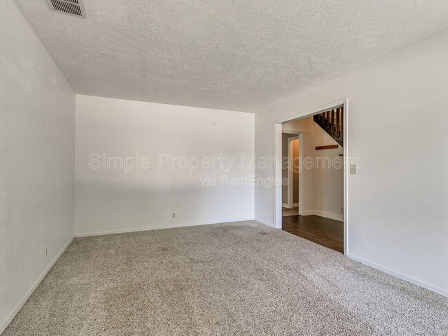 Building Photo - 1625 Homeland Ave