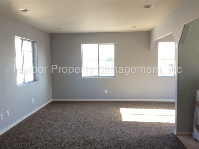 Foto del edificio - 722 W Anaheim St