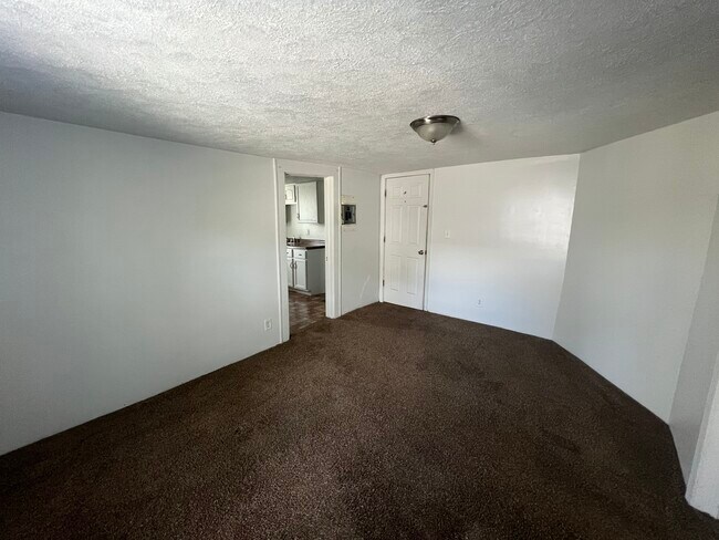 Living Room - 608 N 21st St