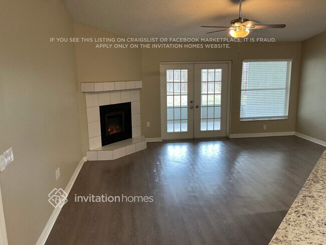 Building Photo - 221 Heronwood Cir