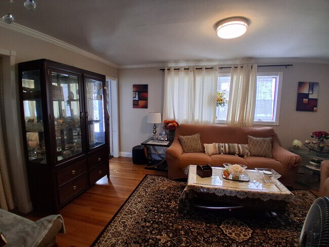 Foto del edificio - 75 Harrison Ave