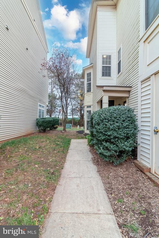 21174 Domain Terrace, Sterling, VA 20165 Townhome Rentals in Sterling VA