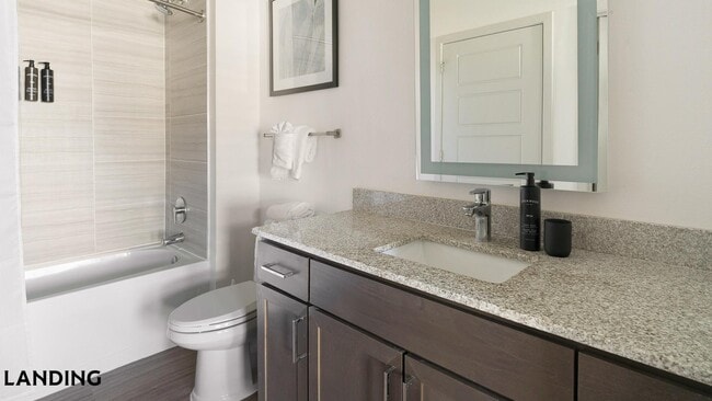 Building Photo - 698 Basilica Bay Dr