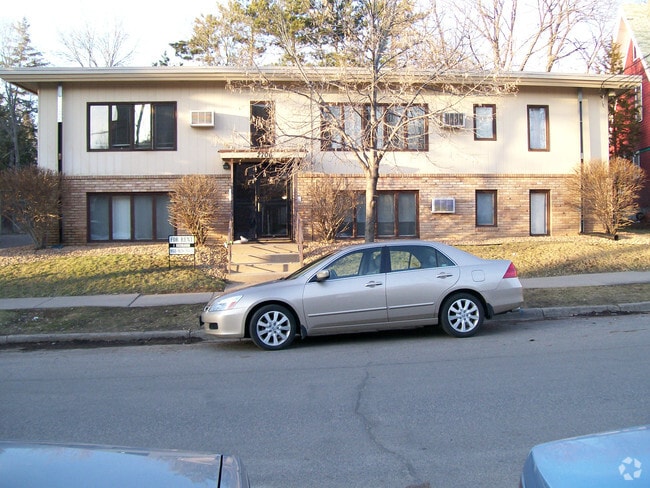 Building Photo - 2706 W 43rd St