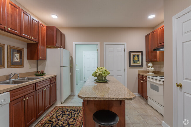 2BD 2BA 1,250 sq. ft. - Waterford Luxury Apartments & Villas