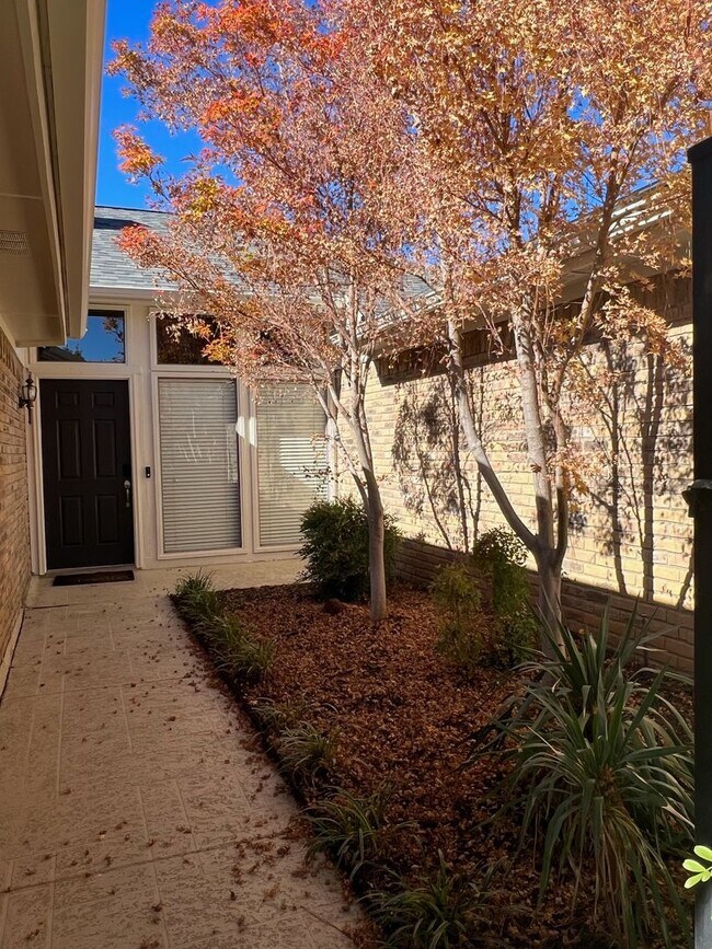 Building Photo - COMING SOON!! - BEAUTIFUL AUTOMATED SMART ...