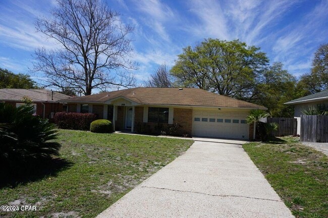 Building Photo - 208 Castile Cir
