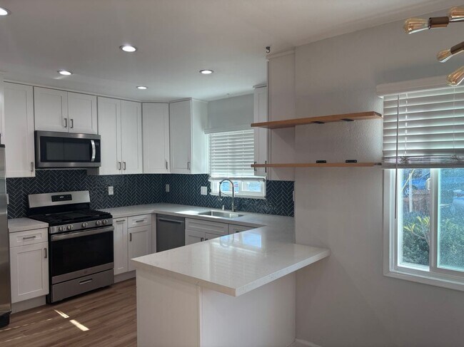 Foto del edificio - 4717 168th St