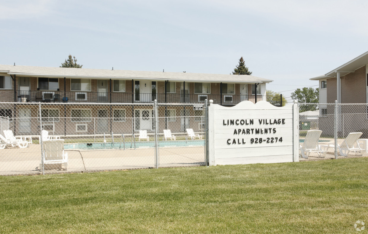 Lincoln Village Apartaments - Lincoln Village Apartments