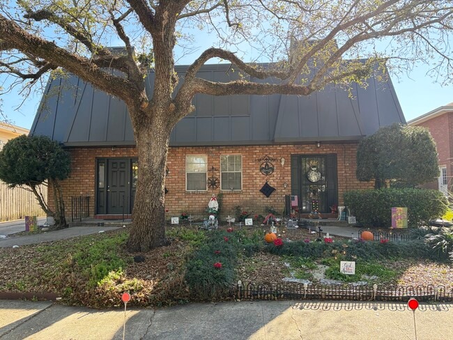 228 Unidad Joya 3 - 228 Jewel St