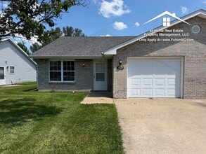 Building Photo - 429 Sabre Cir
