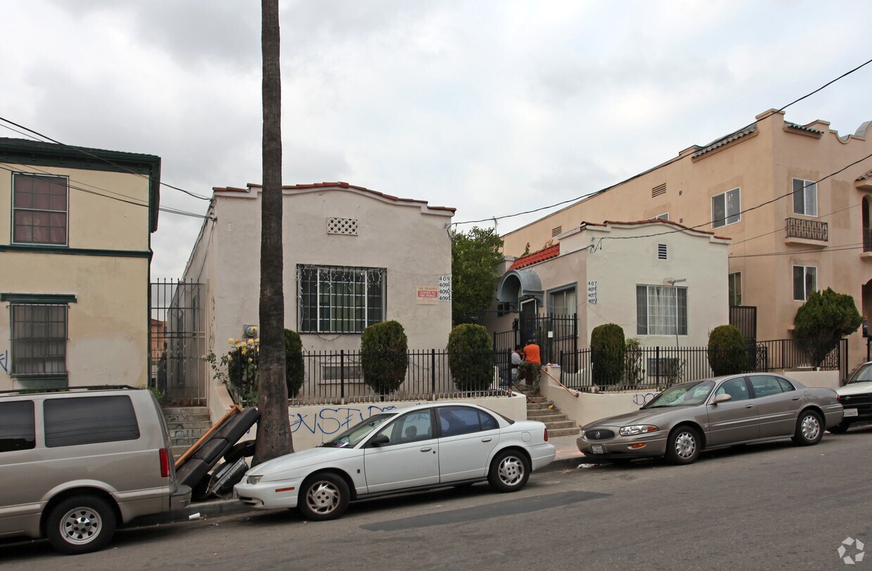 Foto del edificio - 407-409 Witmer St