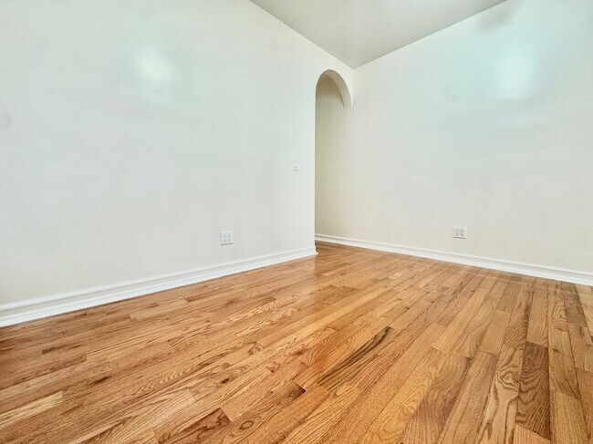 Foto del edificio - 3135 Broadway