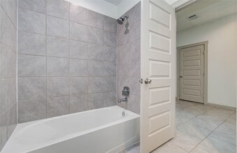 Building Photo - 4930 Natchez Trce