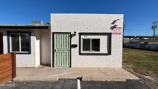 Building Photo - 419 N 20th St