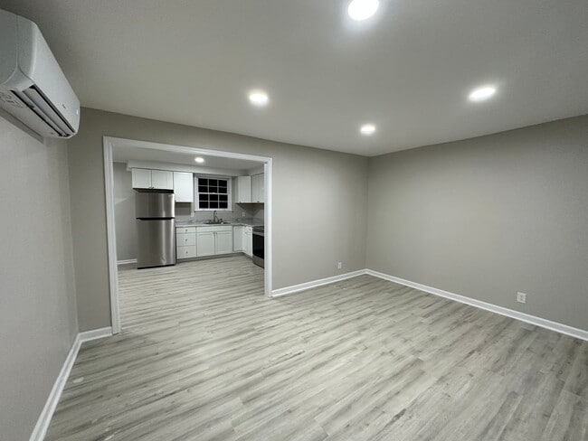 Building Photo - Newly renovated 4 bedroom home for rent!