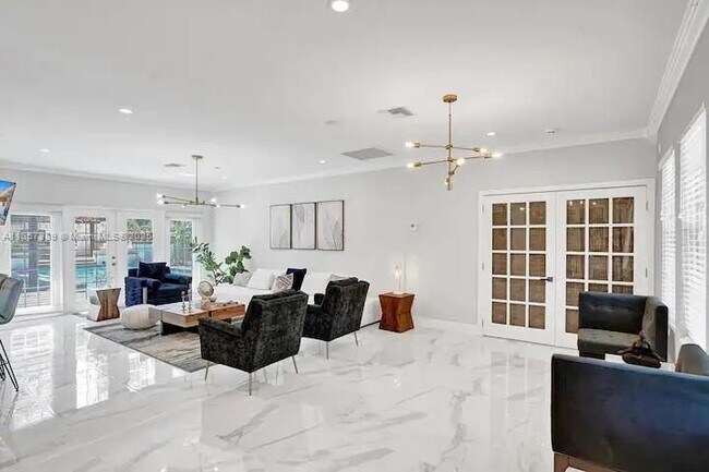 Foto del edificio - 247 SW 5th St