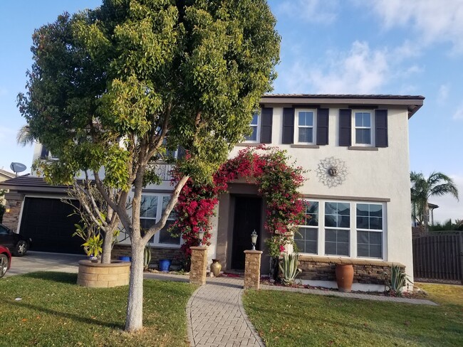 Building Photo - 12990 Excalibur Dr