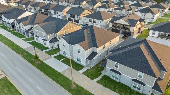 Foto del edificio - 785 Rupple Rd