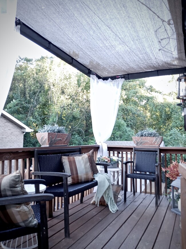 Deck/Pergola - 2314 Cooper Ter