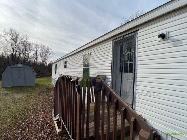 Building Photo - Newly Updated Mobile Home! Spacious 3 Bedroom! Baseline Estates