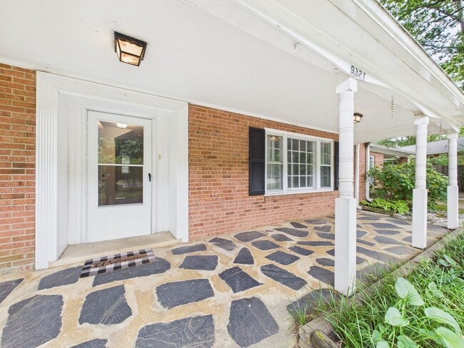 Building Photo - 9321 W Huguenot Rd